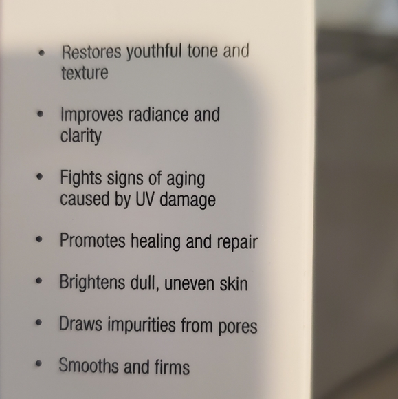 New in Box Georgette Klinger Vitamin C Mask - Picture 4 of 4